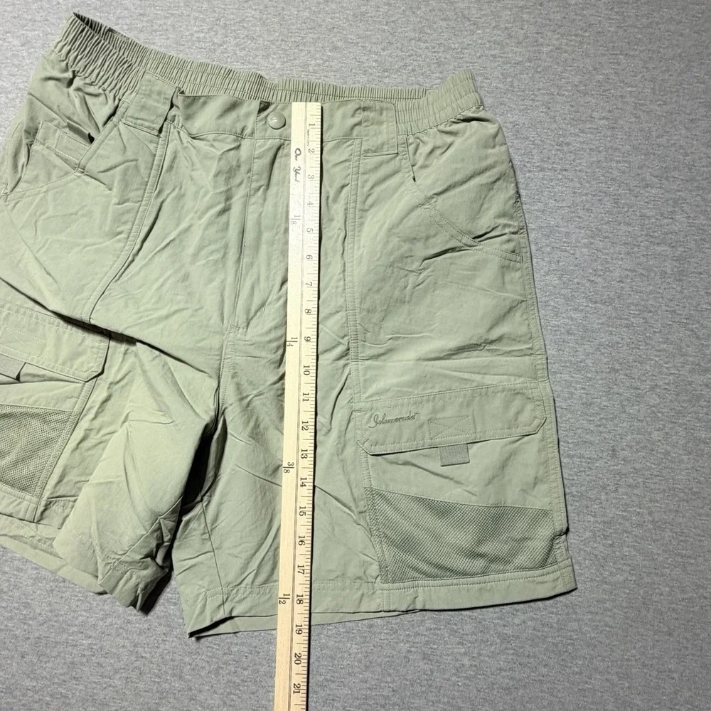 Islamorada Flats by Quest - Sage-  nylon cargo, hiking shorts, size Large‎